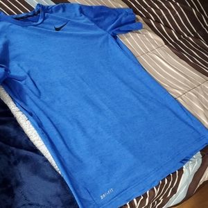 Nike T-Shirt